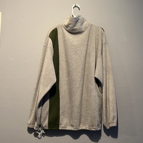 Fleece pullover - Picture 2 of 5